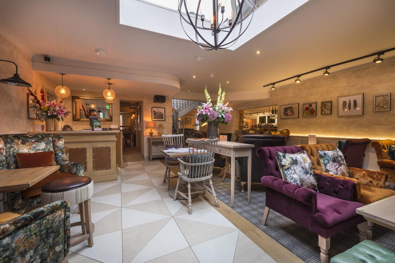 The Three Swans Hotel, Hungerford, Berkshire Kültér fotó