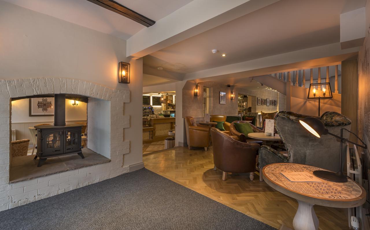 The Three Swans Hotel, Hungerford, Berkshire Kültér fotó